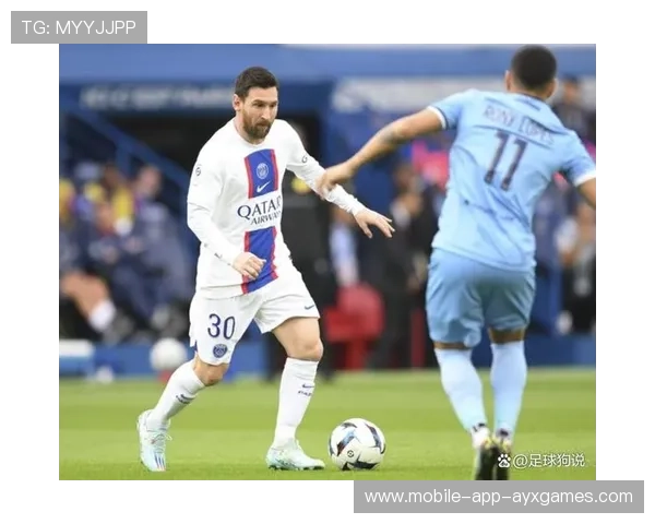 巴黎索莱尔内切贴地劲扫：在城市脉搏上演的贴地之舞